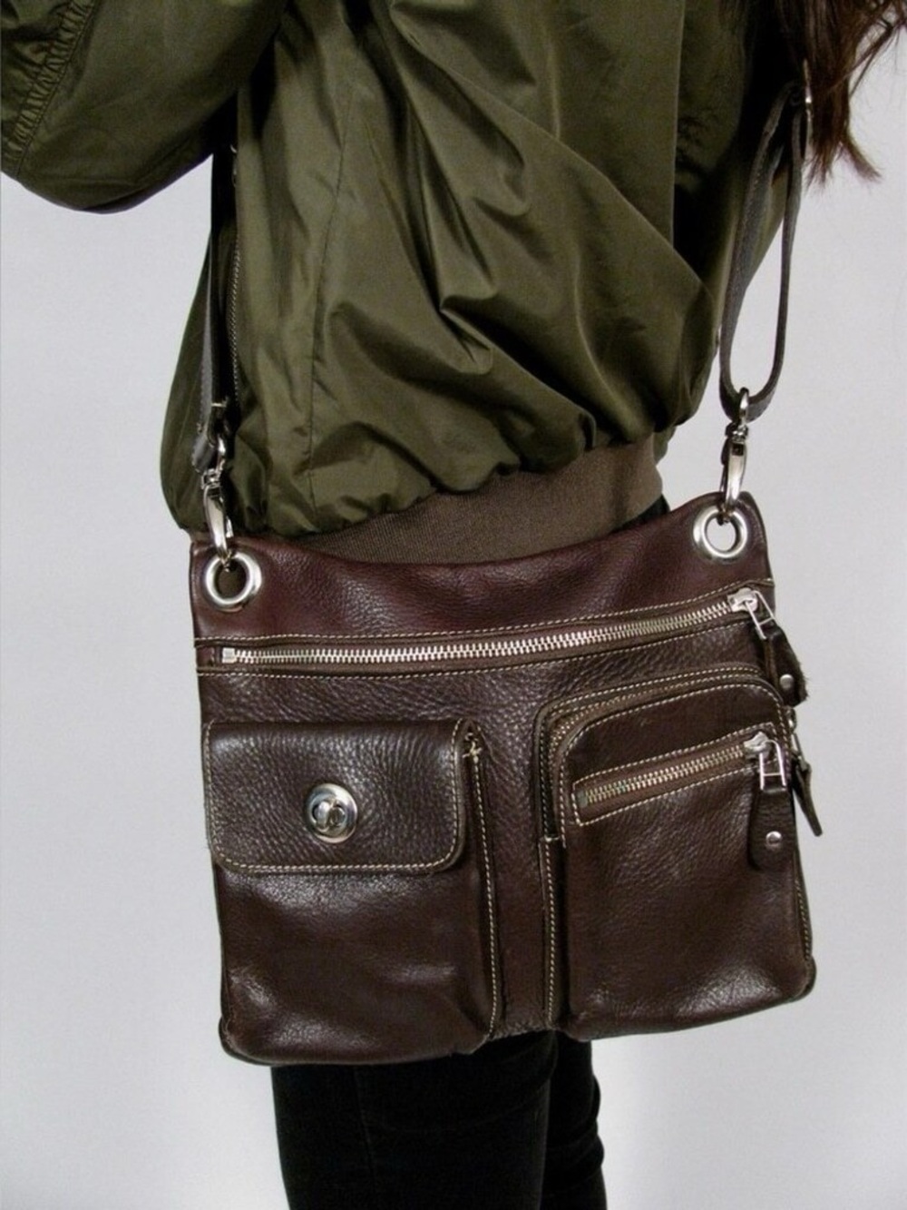 🤎 Vintage Roots Villager Cervino Dark Brown Pebbled 100% Leather Crossbody Bag